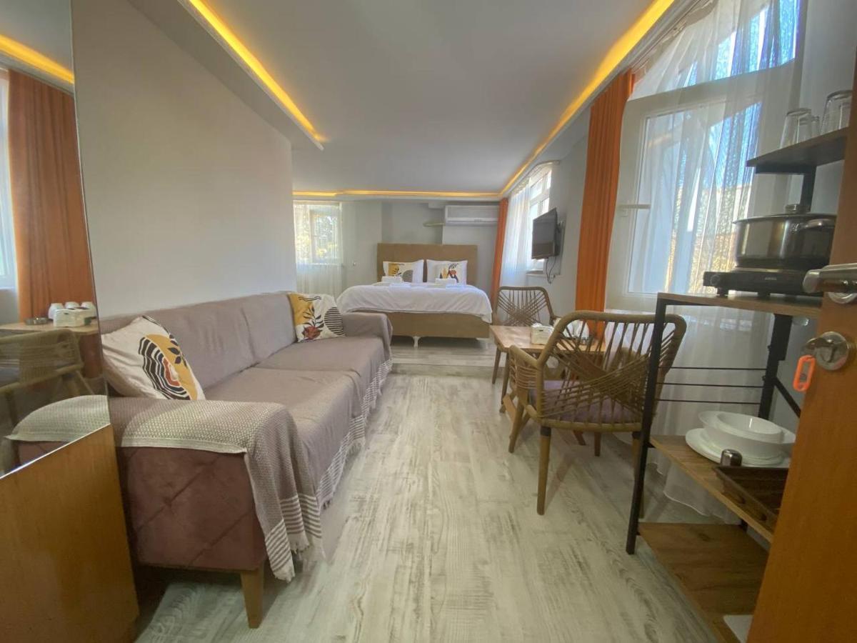 Aparthotel House 1